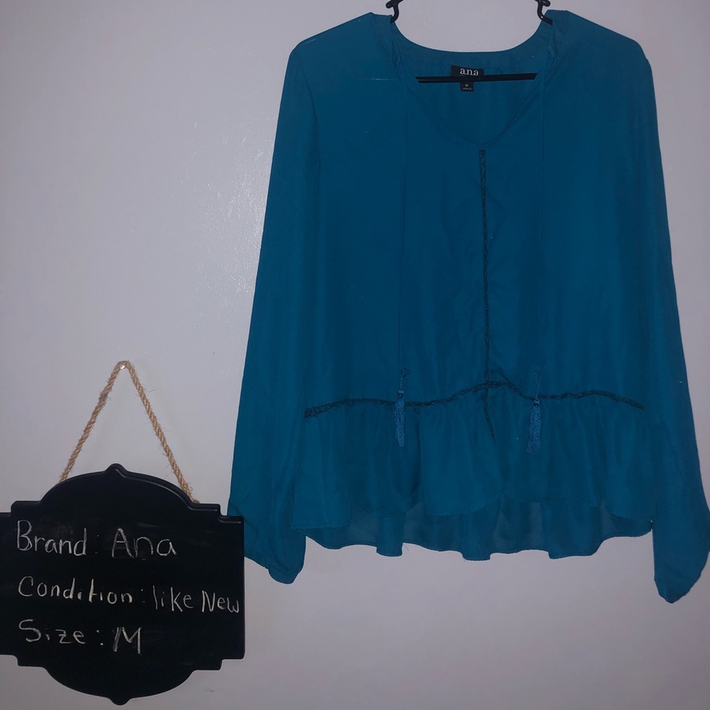 Dark blue long sleeve blouse🦋
